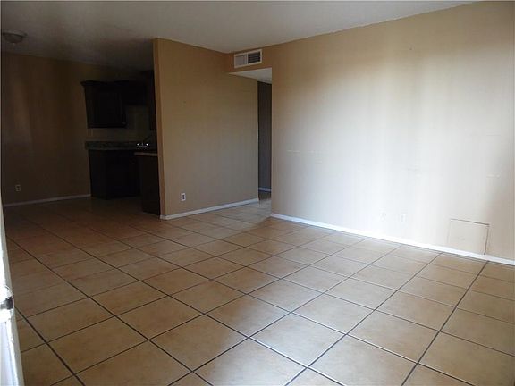 4th image of 5236 Carousel Dr APT 3