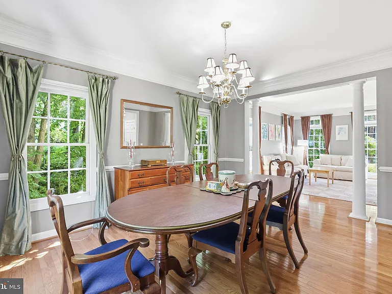 5767 Bush Hill Dr — Photo 12