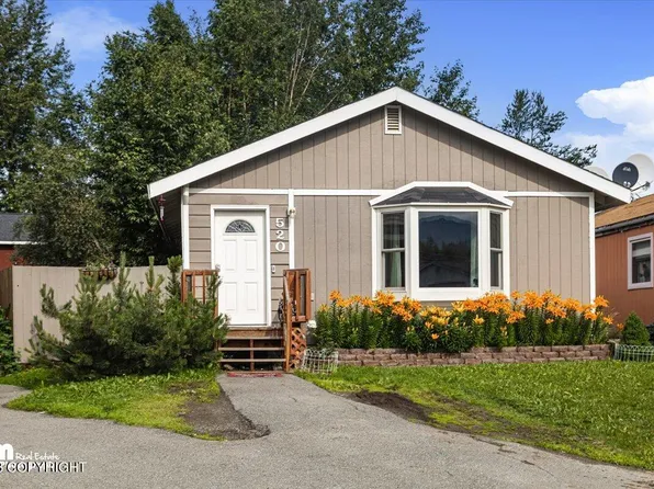520 Izembek Cir, Anchorage, AK 99508