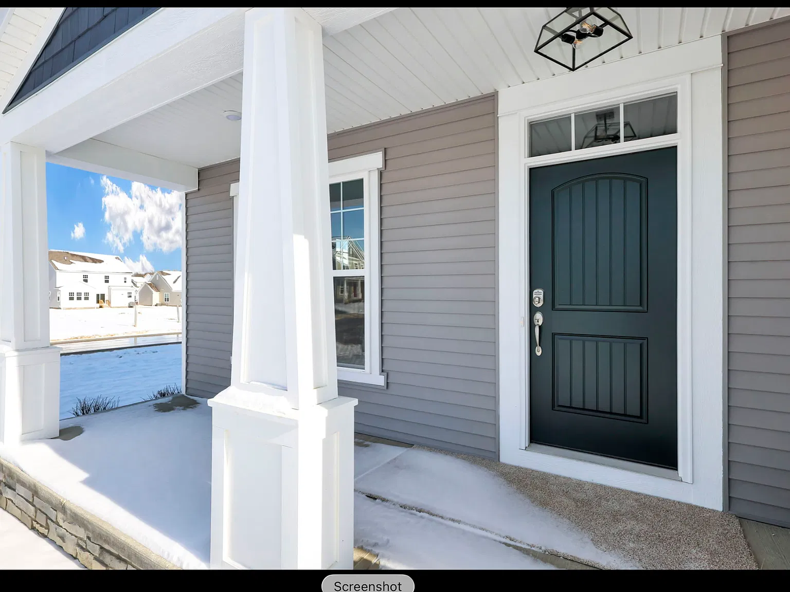 4 bed, 2.5 bath, 3200 sqft, $3,800 — Photo 4