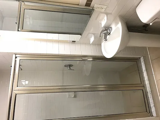 Rented by Compass | media 16