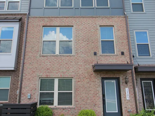 2107 Acadia Rd, Herndon, VA 20170