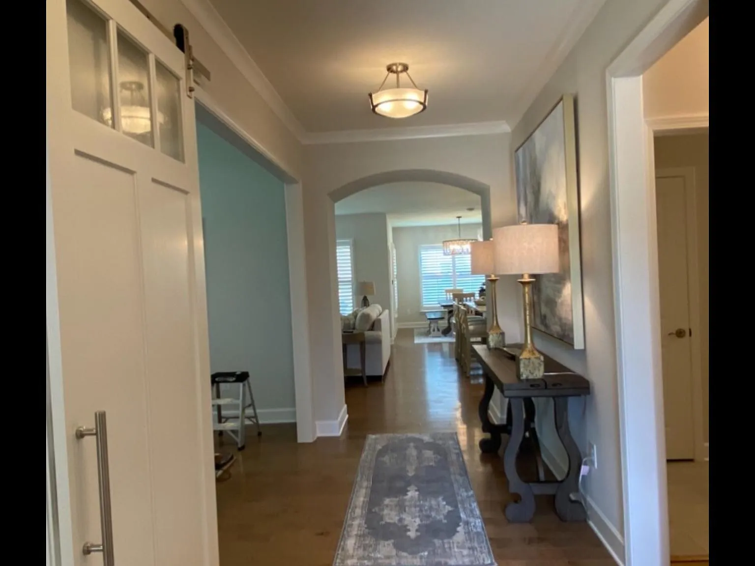 2 bed, 2000 sqft, $4,000 — Photo 2