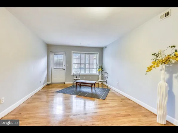 229 N Thomas St Unit 101, Arlington, VA 22203