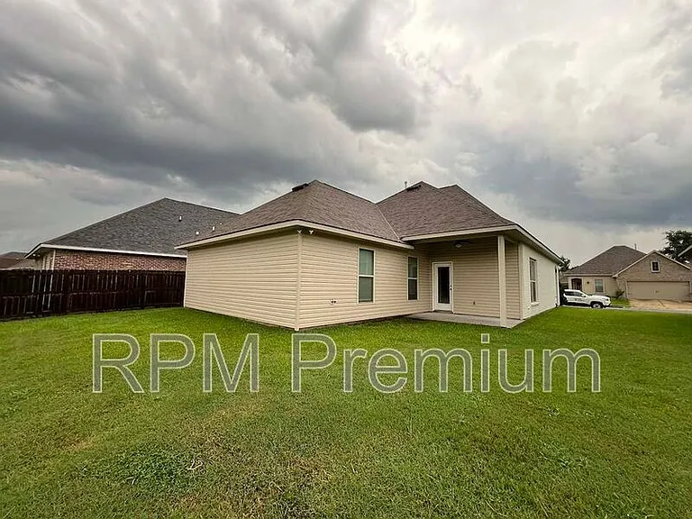 6212 Lake Edge Dr — Photo 39