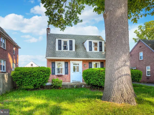 1519 W Wynnewood Rd, Ardmore, PA 19003