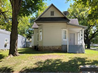 1230 W Thoman St, Springfield, MO 65803