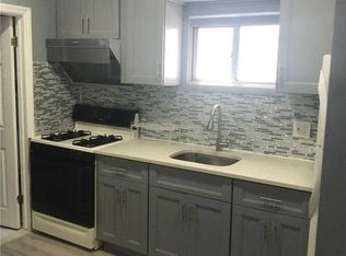 70-16 53rd Rd, Maspeth, NY 11378