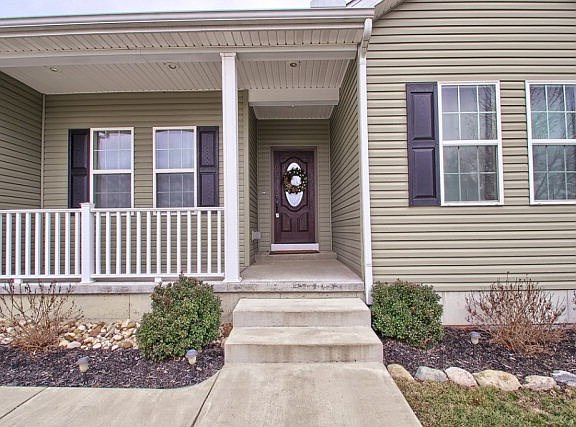 2nd image of 88 Eagle Ct