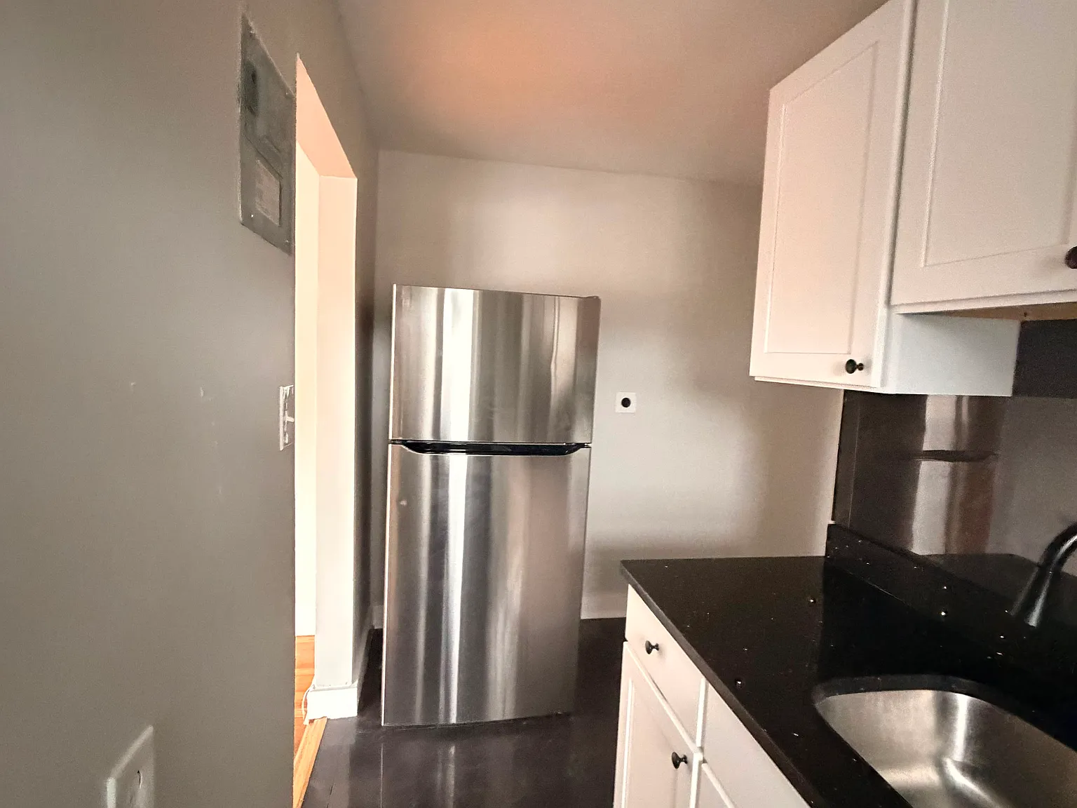 1 bed, $1,750 — Photo 4