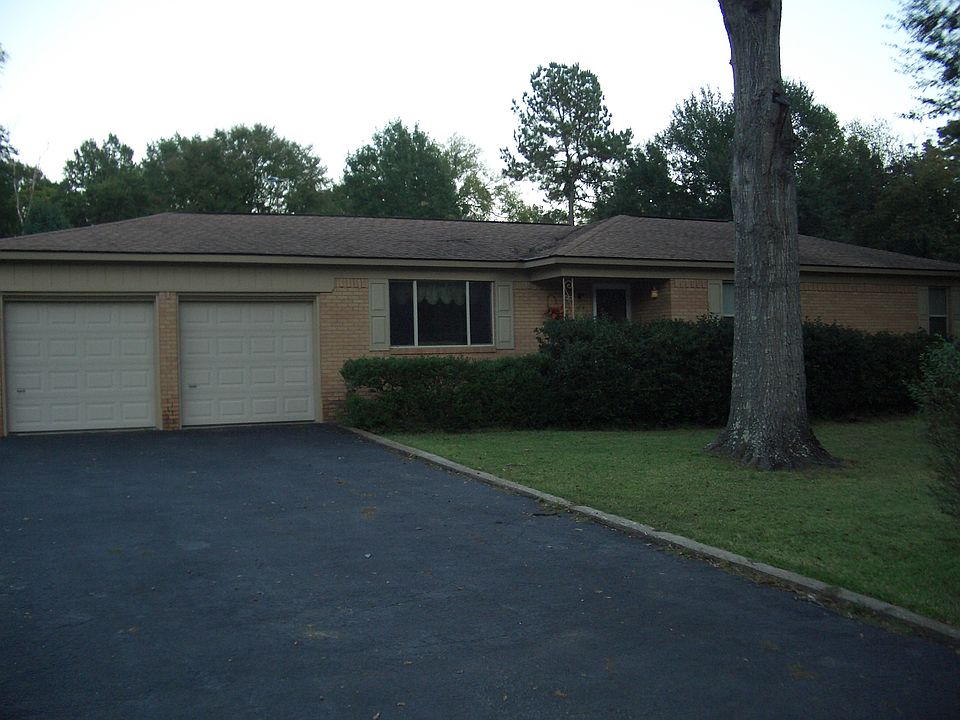 1st image of 1104 Willow Springs Dr