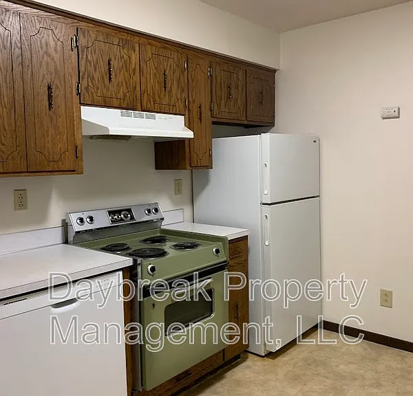 3024 9 1/2 St N #104 — Photo 9