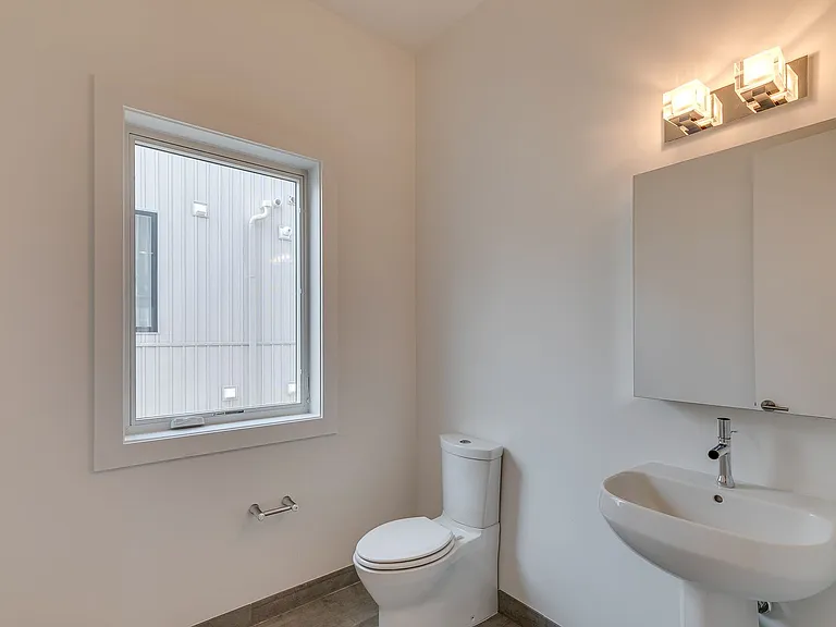 326 Potts Pl — Photo 3