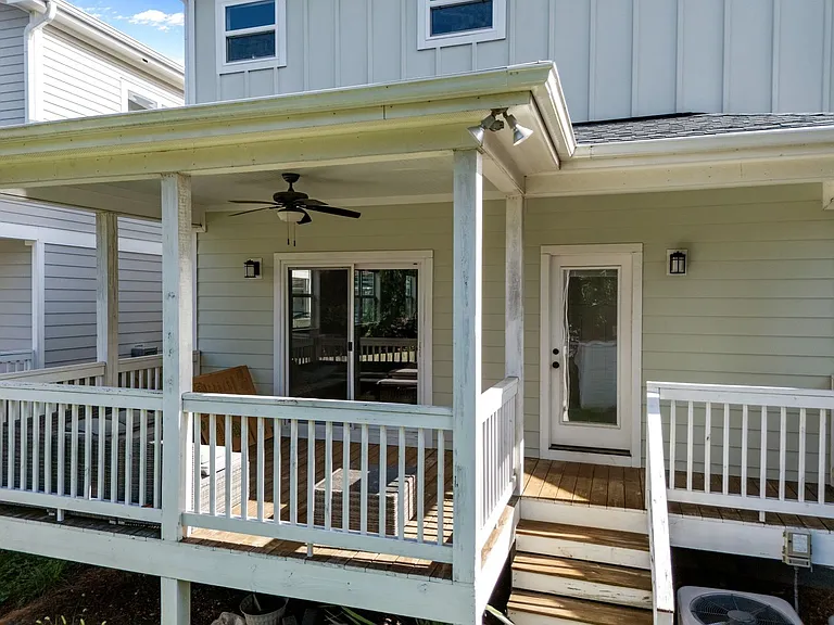 536 E Lenoir St — Photo 33