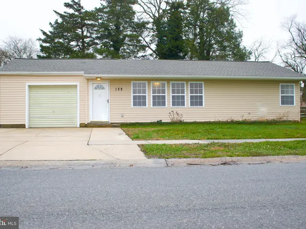 132 N Governors Blvd, Dover, DE 19901