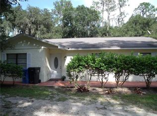 1118 S Wiggins Rd, Plant City, FL 33566