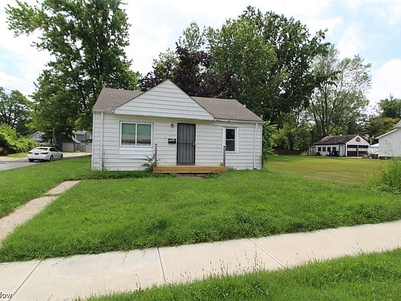 2nd image of 12501 Longmead Ave