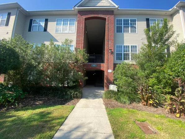 2808 Bloomfield Ln, Wilmington, NC 28412