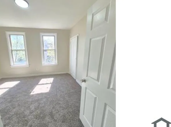 6440 Dean St, Pittsburgh, PA 15206
