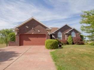 314 Trout Rd, Ozark, MO 65721