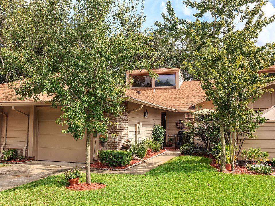 1st image of 369 Winchester Pl