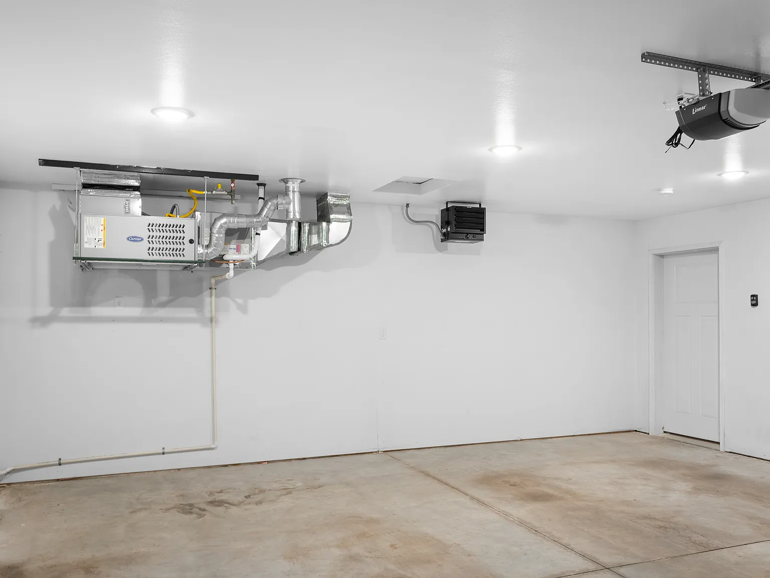 3 bed, 1240 sqft, $1,575 — Photo 3