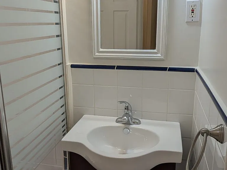 91 Edwin Ave #2 — Photo 22