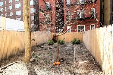 Rented by City Connections Realty