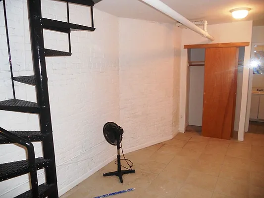 Rented by Sky Management | media 20