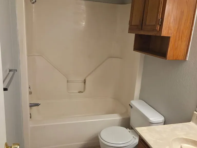 5510 Brookview Ct — Photo 15