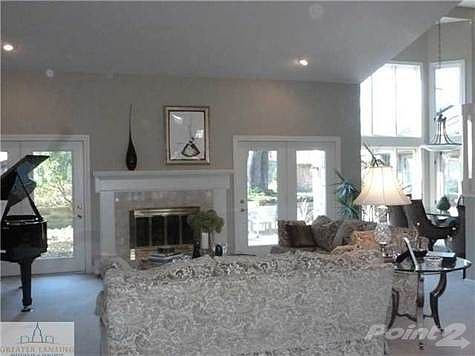 3rd image of 6341 Island Lake Dr