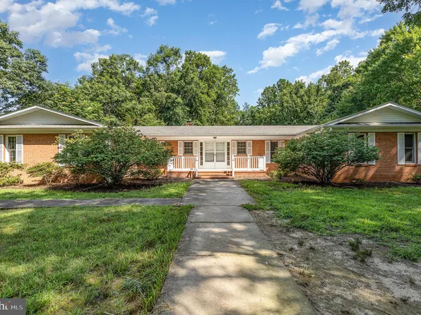7512 Marmion Ln, King George, VA 22485