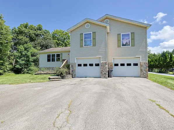 96 Velie Road, Lagrangeville, NY 12540