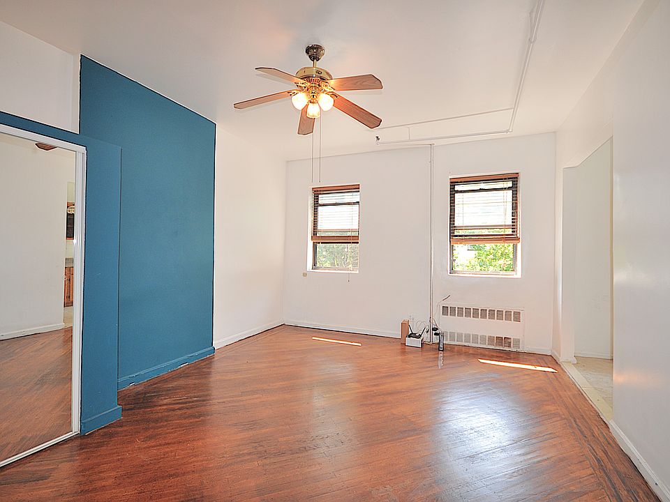 1st image of 48 S Oxford St APT 4