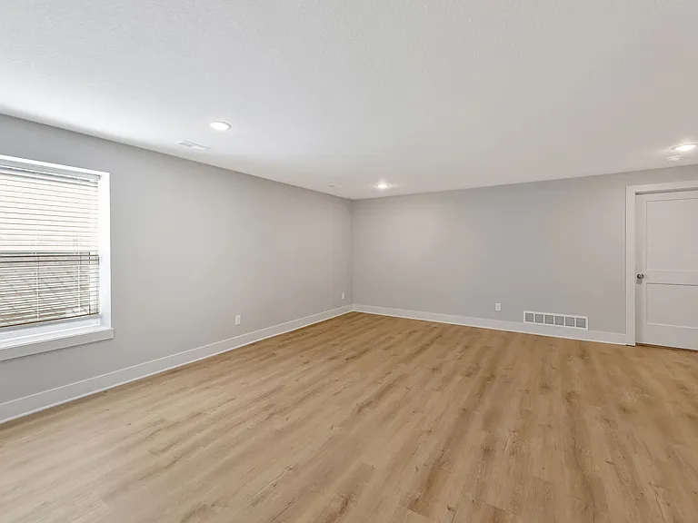 584 Long Path Ct — Photo 27
