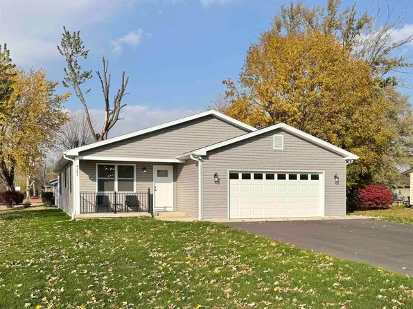 4202 Lexington Rd, Logansport, IN 46947