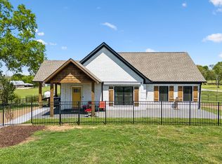2104 Williamsport Pike, Columbia, TN 38401