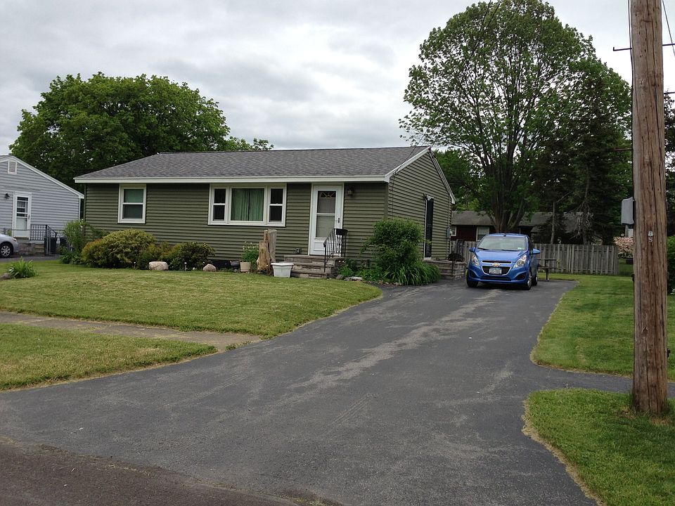 1st image of 131 Normanor Dr
