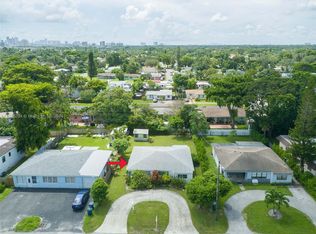 617 SW 4th Ct, Hallandale Beach, FL 33009