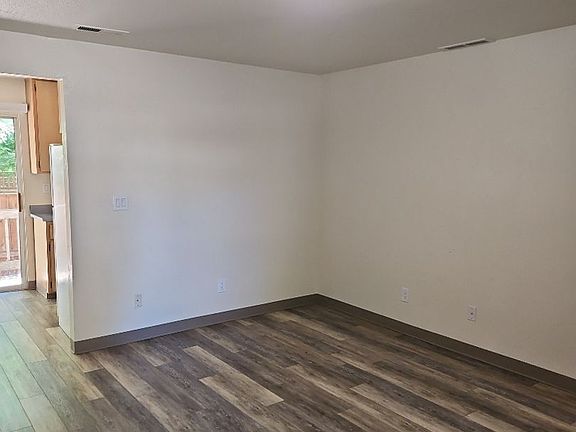 3rd image of 2040 Campus Dr #C