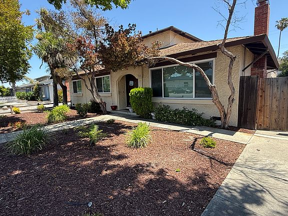 5th image of 522 S Fair Oaks Ave APT 4