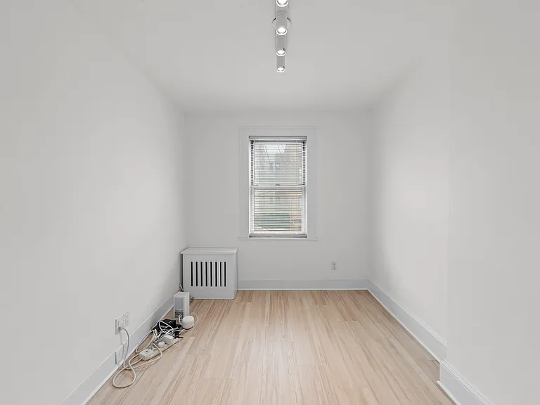 21-62 28th St #1 — Photo 22