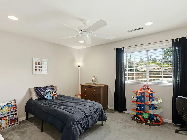 3201 Bonita Dr — Photo 10