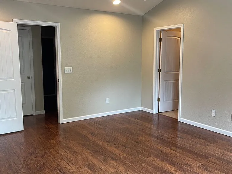 20454 Lynwood Rd — Photo 14