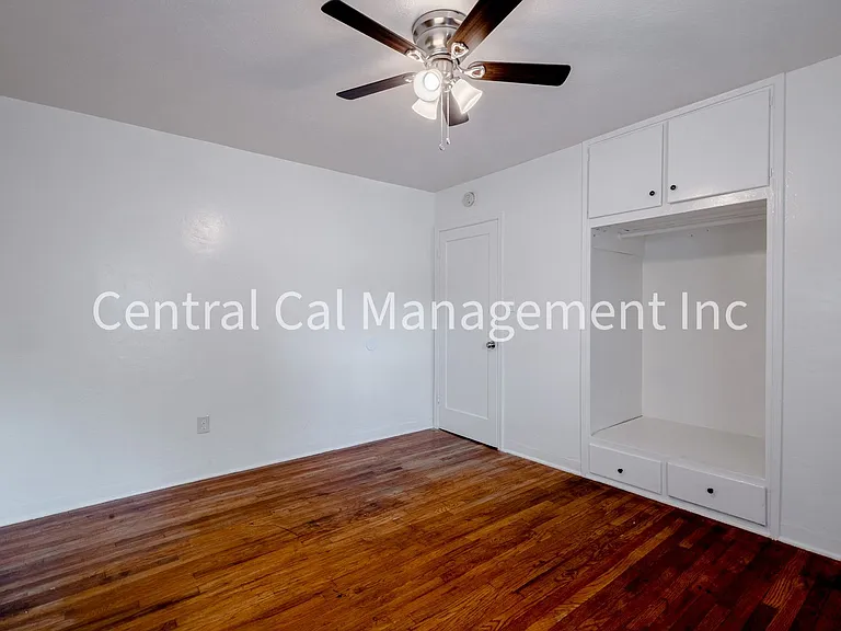 2124 Pacific St — Photo 13