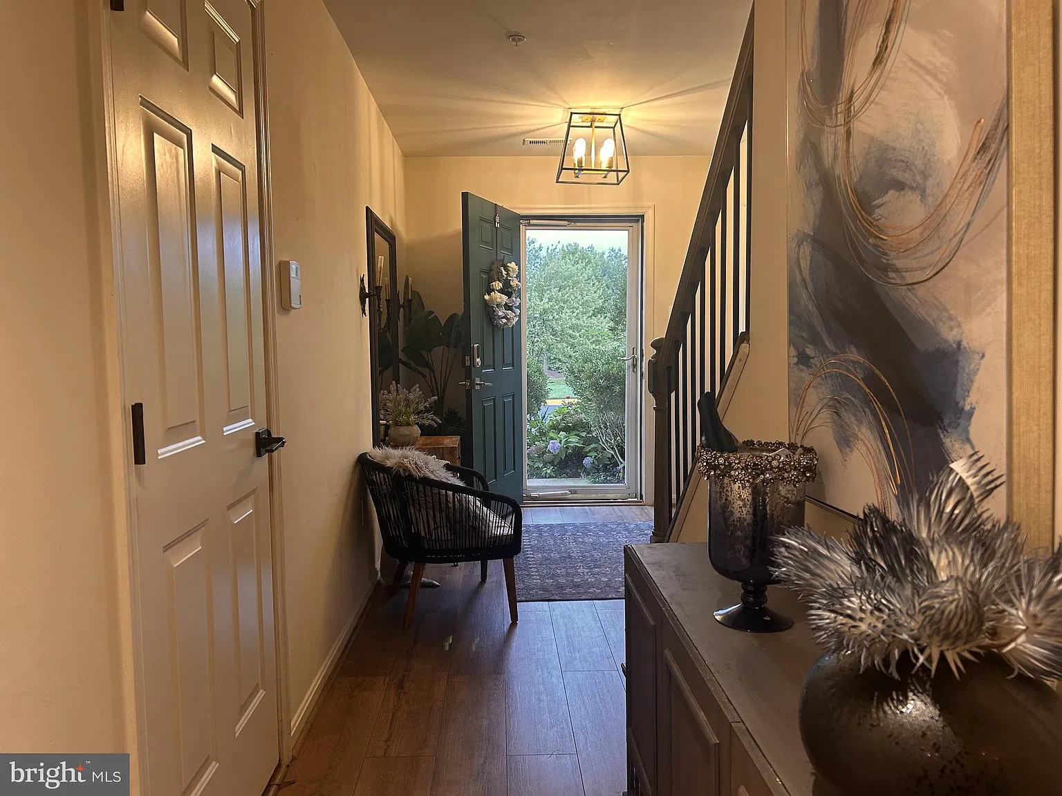 3 bed, 2.5 bath, 1720 sqft, $2,700 — Photo 3