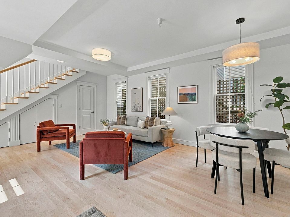 1st image of 46 Quincy St #3
