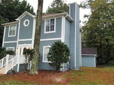 671 Carriage Ln, Lawrenceville, GA, 30046