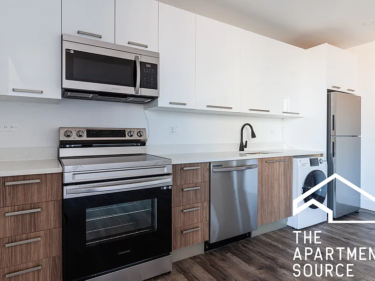 941 W Carmen Ave #507 — Photo 3
