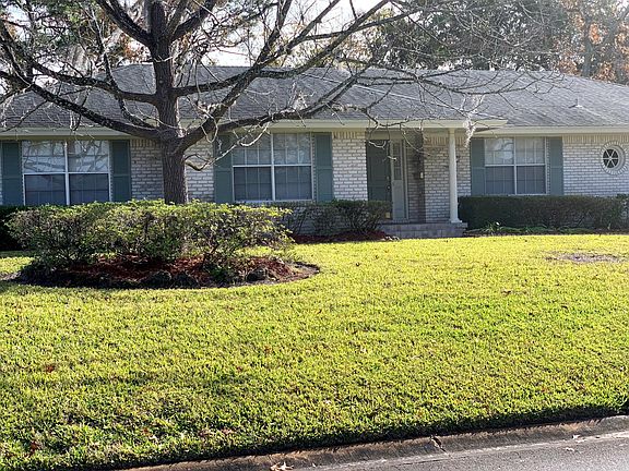 3rd image of 3675 S Hoover Ln